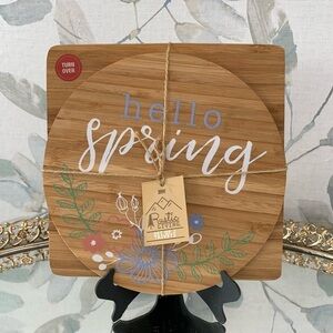 #28 Set of 2 Rustic Living Hello Spring Fresh Flowers Wood Farmhouse Trivet NWT